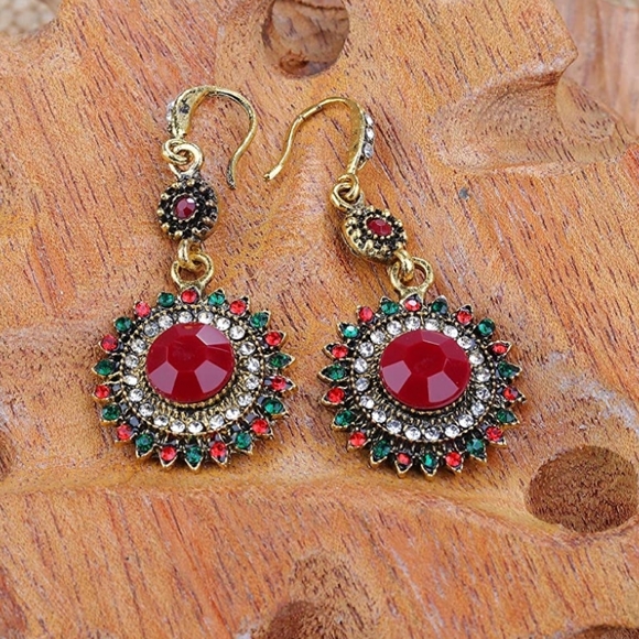 NWT statement earings 🍓 - Picture 2 of 4